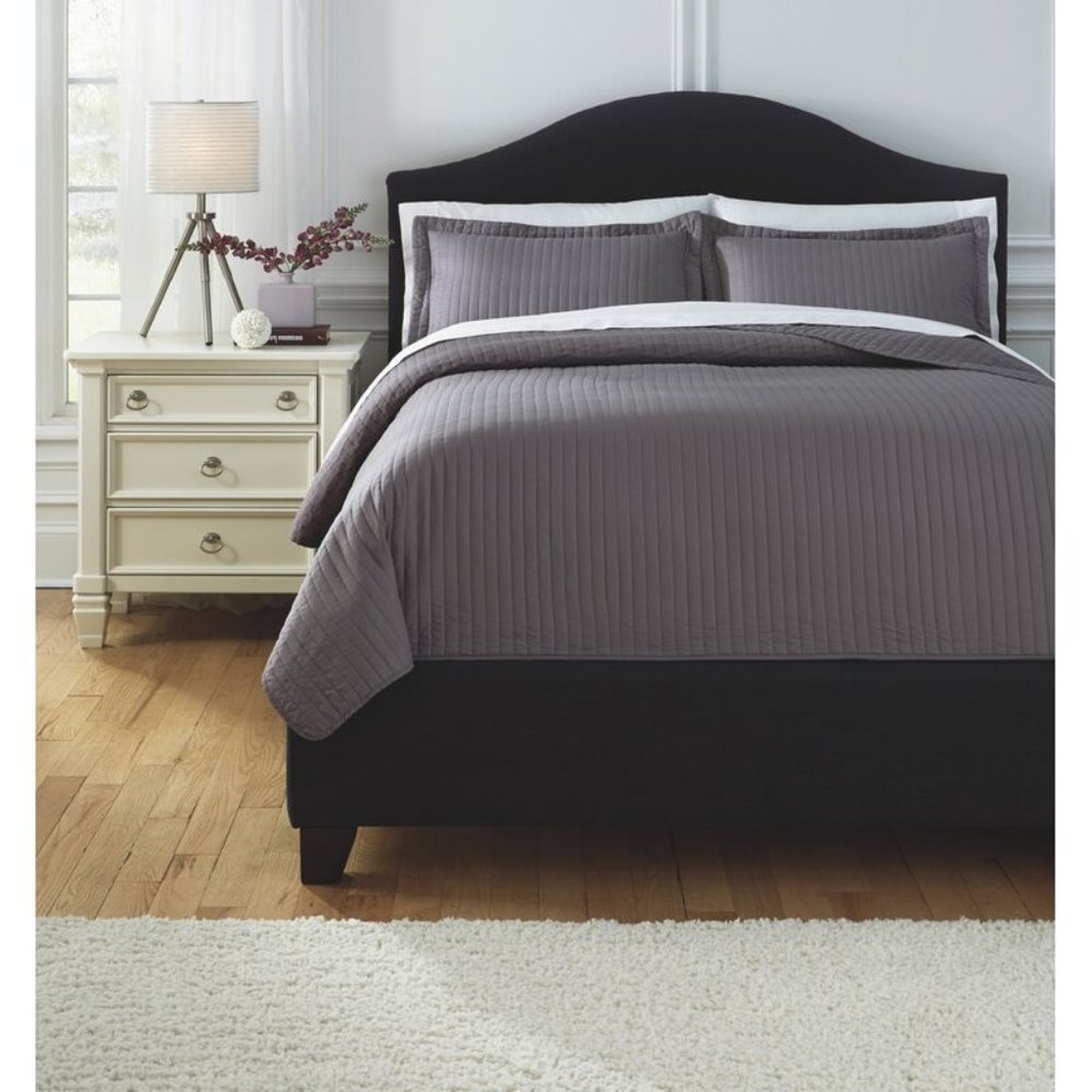 Queen size Brookfield 3 Piece Coverlet Set